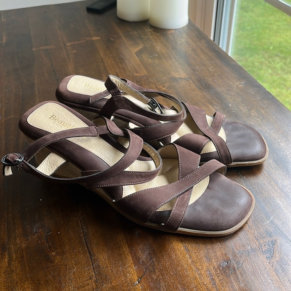 BEAUTIFEEL strappy wedge sandals - women’s size 39